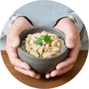 ハーフサイズの丼ぶり