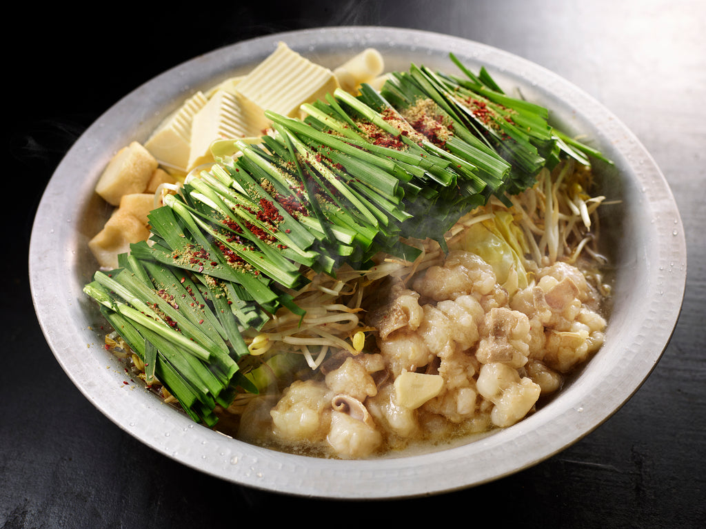 みんなの箸がとまらない 牛もつ鍋キット（特製スープ・黒毛和牛もつ